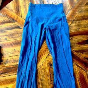 Size 0 Lululemon align, turquoise like new without tag. Length is 25.